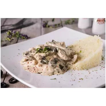 Мясо под белым соусом Altyn açar 