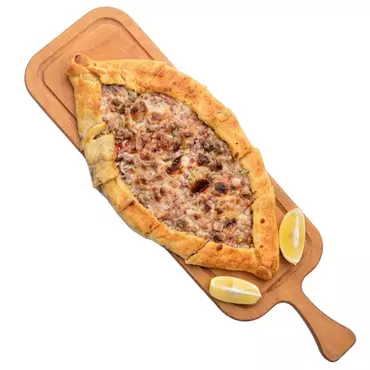 Пиде с нарезным мясом и сыром Altyn açar 