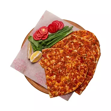 Лахмаджун с сыром Altyn açar 